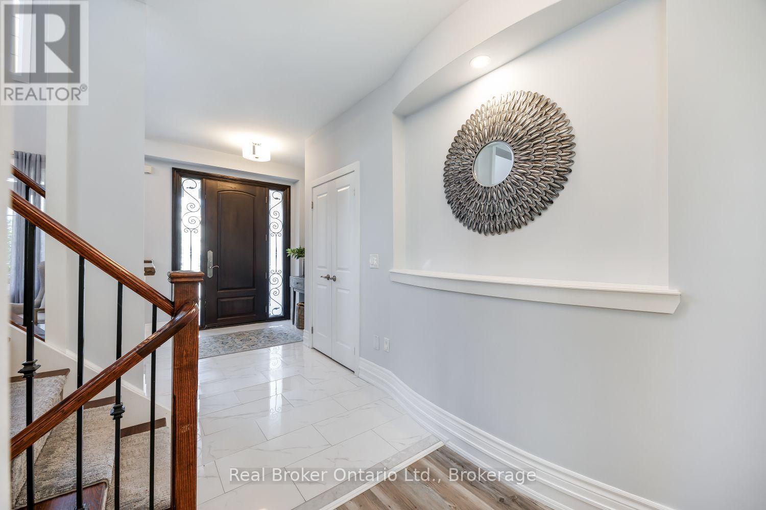 51 Brough Court, Clarington, Ontario  L1C 0B7 - Photo 7 - E13646222