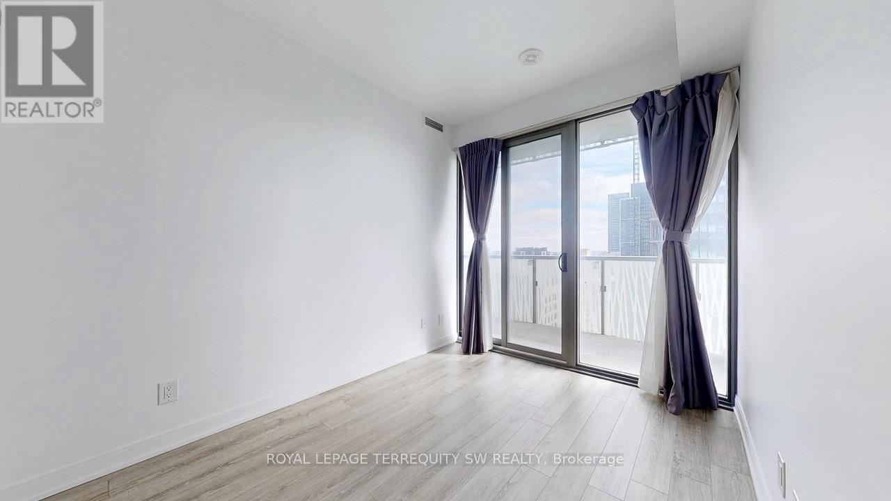 2712 - 50 Charles Street E, Toronto, Ontario  M4Y 0C3 - Photo 15 - C13646058