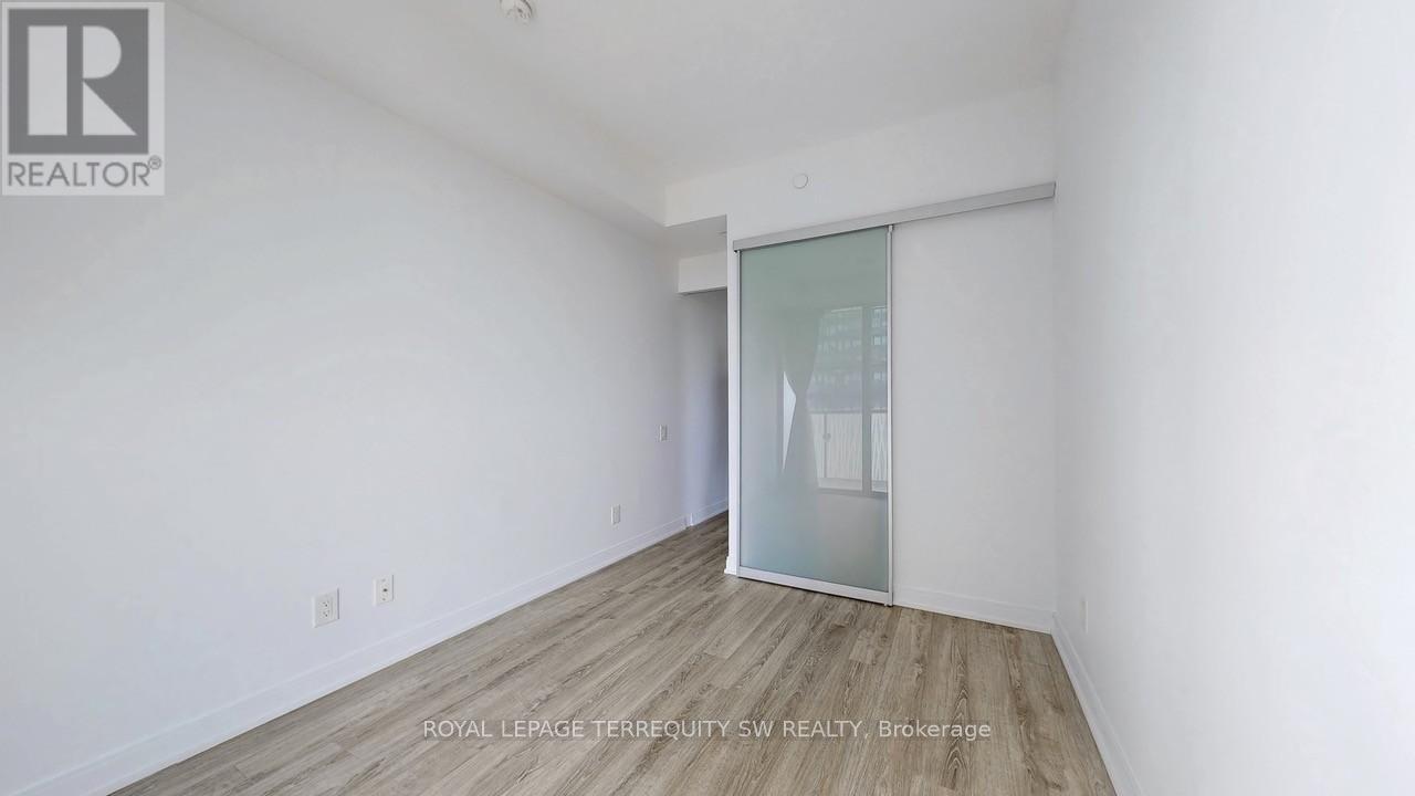 2712 - 50 Charles Street E, Toronto, Ontario  M4Y 0C3 - Photo 17 - C13646058