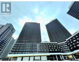 2210 - 68 ESTHER SHINER BOULEVARD, Toronto, Ontario