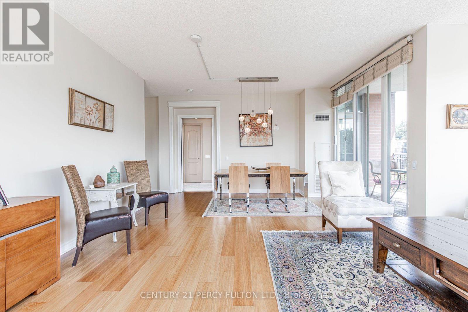 816 - 18 William Carson Crescent, Toronto, Ontario  M2P 2G6 - Photo 17 - C13646146