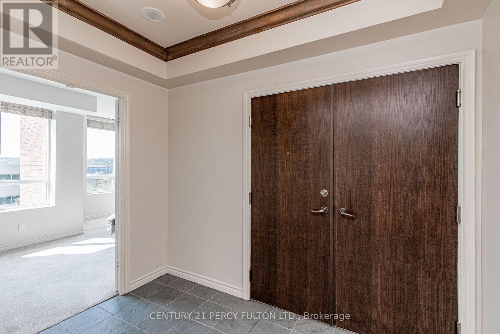 816 - 18 William Carson Crescent, Toronto, Ontario  M2P 2G6 - Photo 7 - C13646146