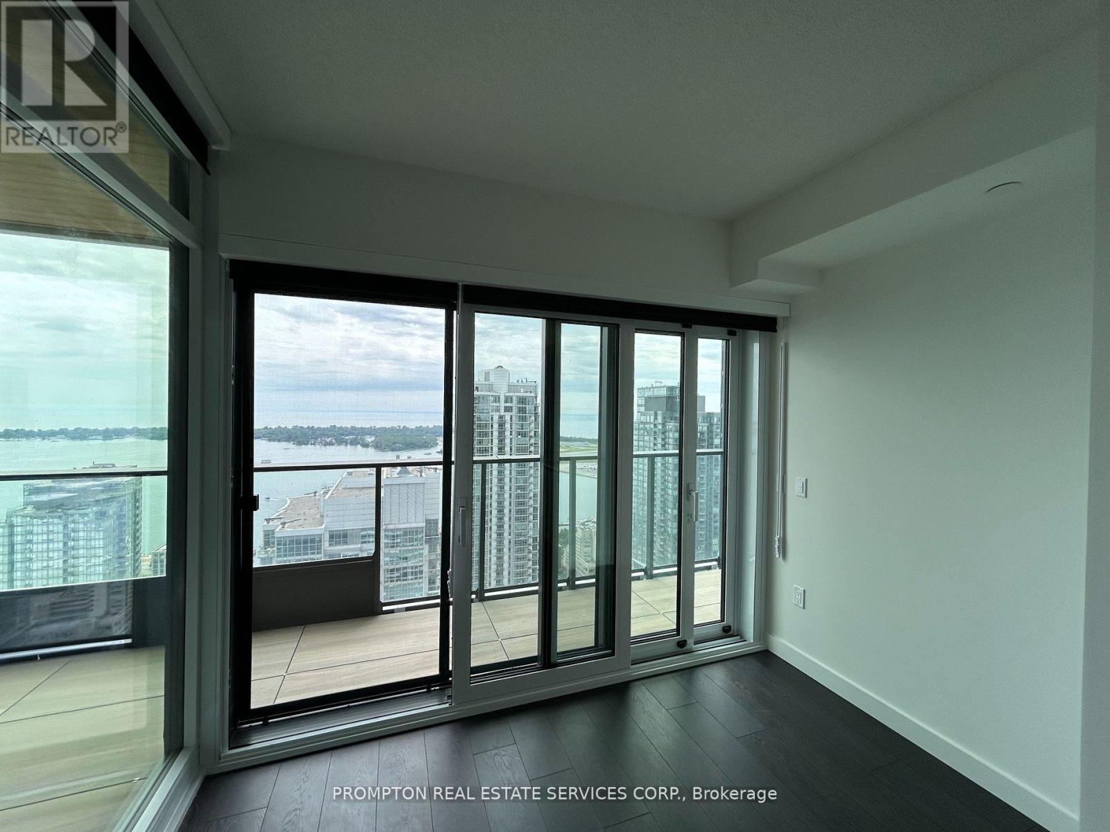5009 - 1 Concord Cityplace Way, Toronto, Ontario  M5V 0X3 - Photo 13 - C13646190