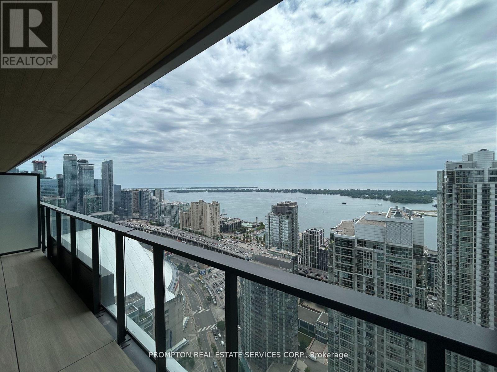 5009 - 1 Concord Cityplace Way, Toronto, Ontario  M5V 0X3 - Photo 17 - C13646190