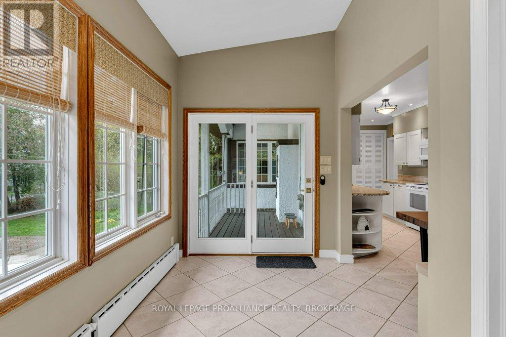 163 Pine Street, Gananoque, Ontario K7G 1C6 - Photo 21 - X13646128