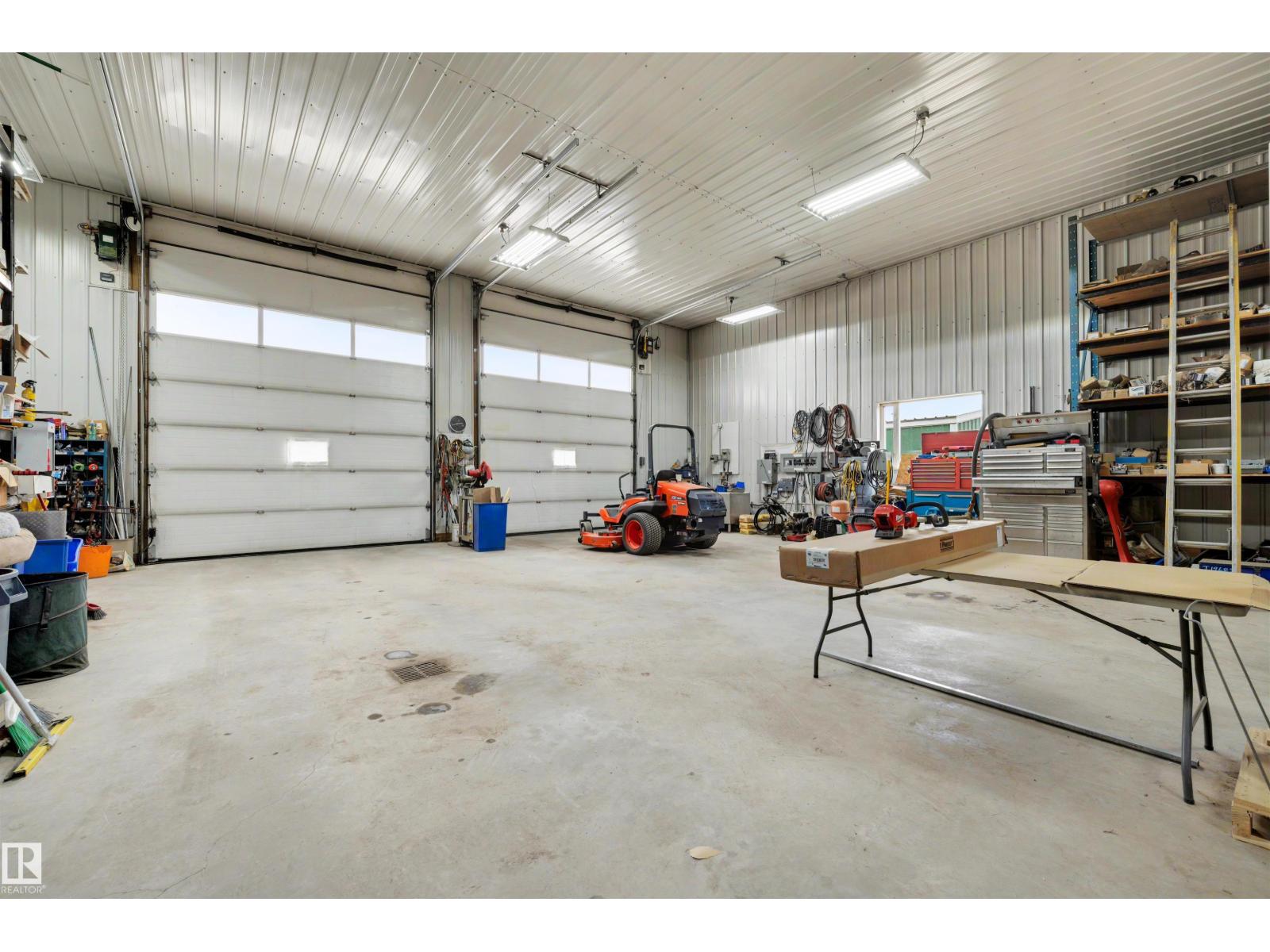 28125 Highway 587, Rural Red Deer County, Alberta  T4G 0E9 - Photo 43 - E4491295