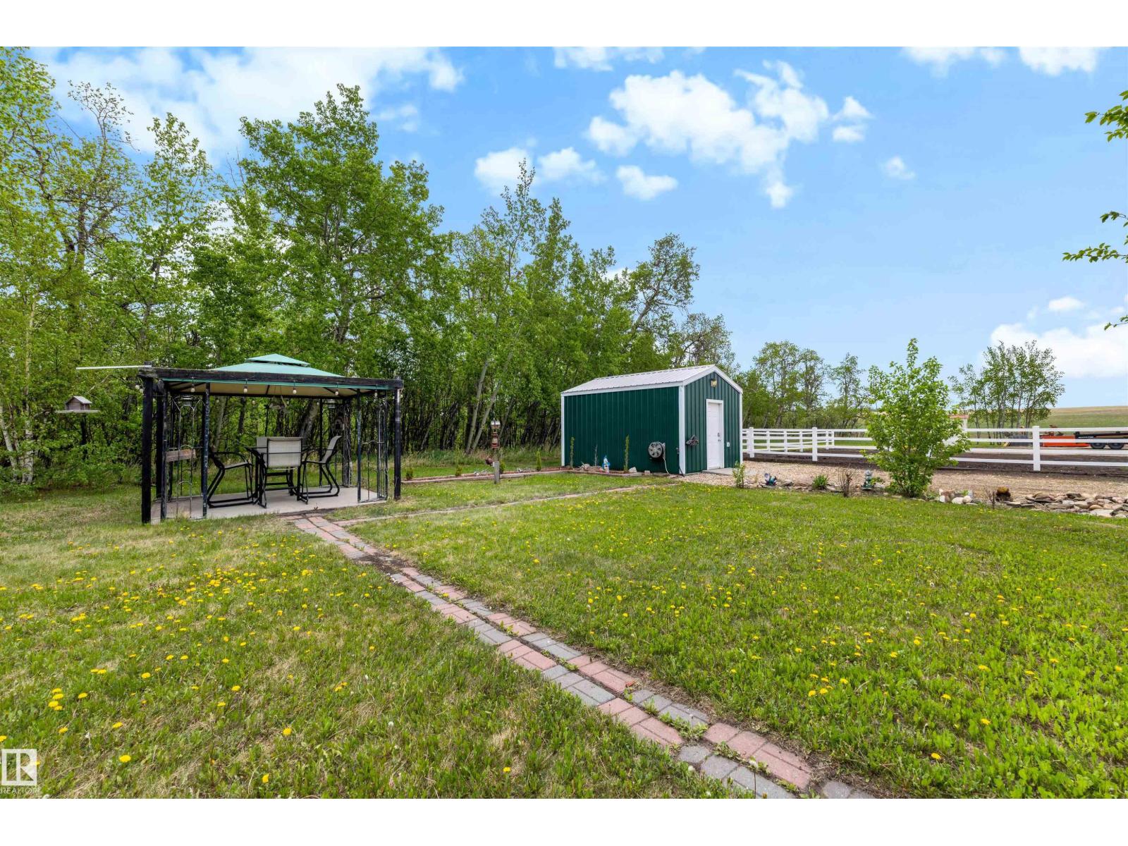 28125 Highway 587, Rural Red Deer County, Alberta  T4G 0E9 - Photo 49 - E4491295