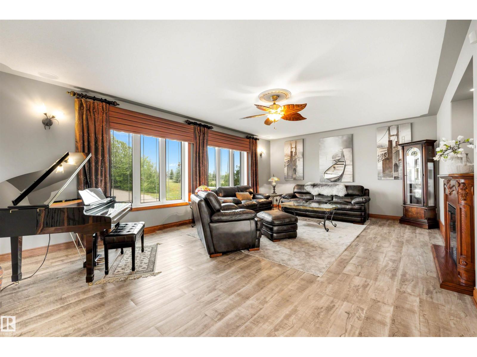 28125 Highway 587, Rural Red Deer County, Alberta  T4G 0E9 - Photo 8 - E4491295