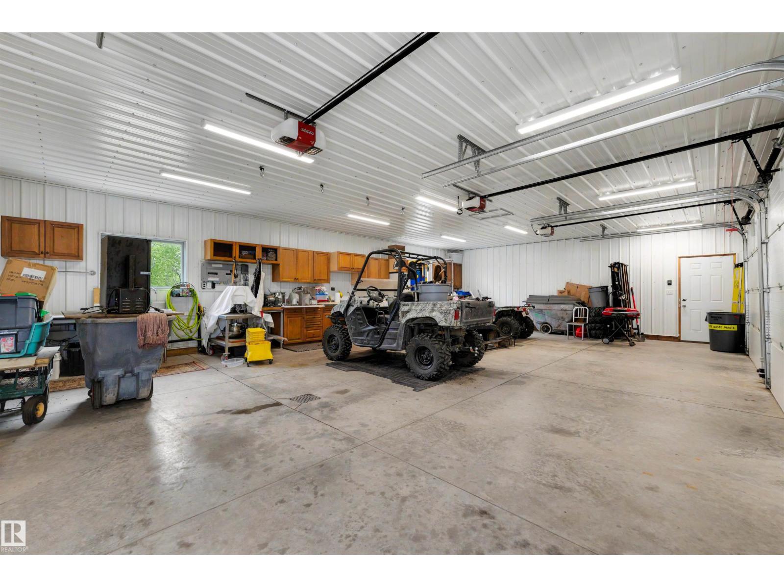 28125 Highway 587, Rural Red Deer County, Alberta  T4G 0E9 - Photo 46 - E4491295