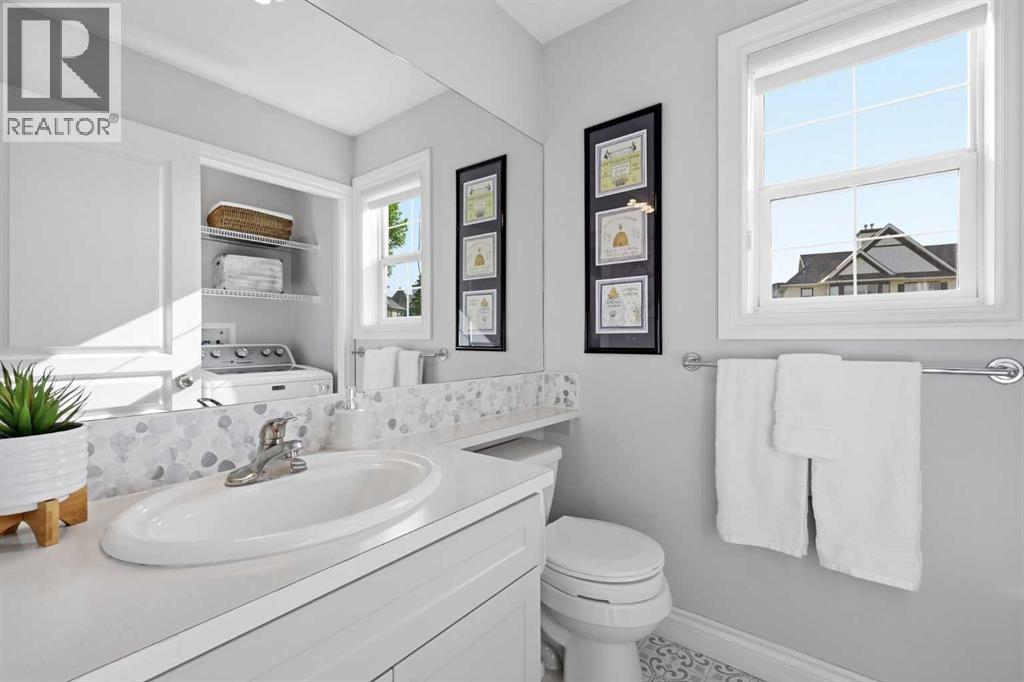 4 Cougar Ridge Mews SW, Calgary, Alberta  T3H 5P4 - Photo 19 - A2327348