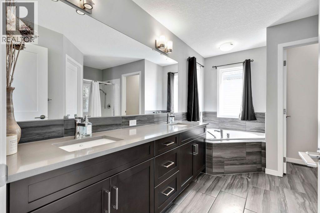 1714 Montgomery Gate SE, High River, Alberta  T1V 0H6 - Photo 25 - A2328177
