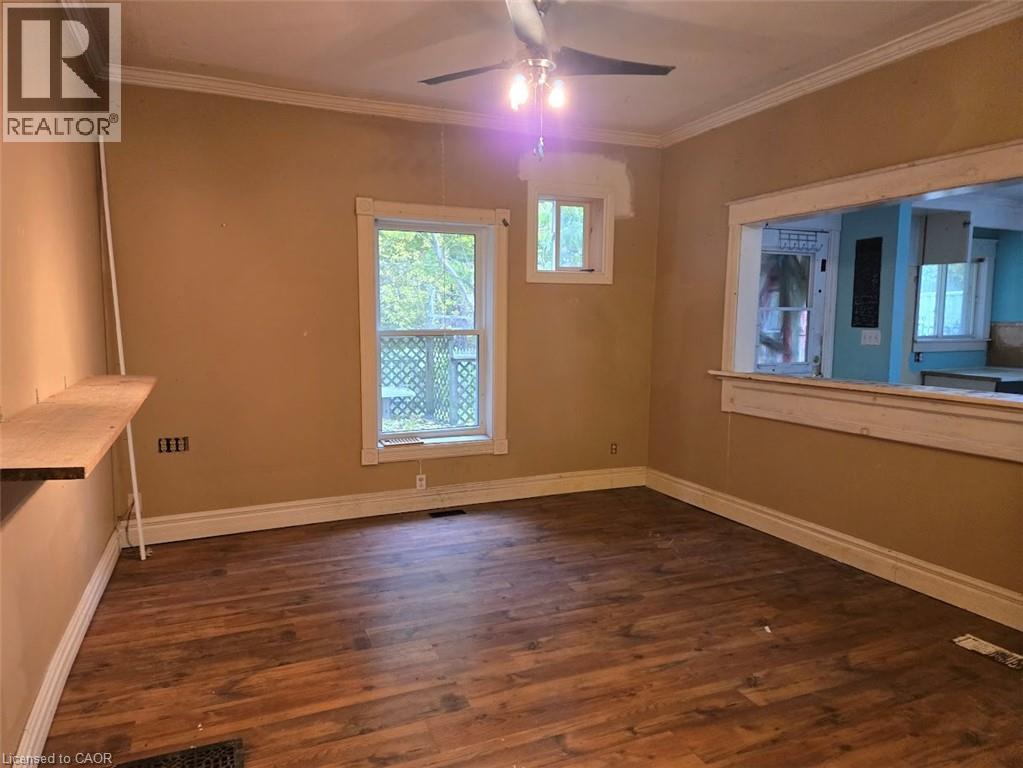 4336 Elgin Street, Niagara Falls, Ontario  L2E 2X8 - Photo 4 - 40851581