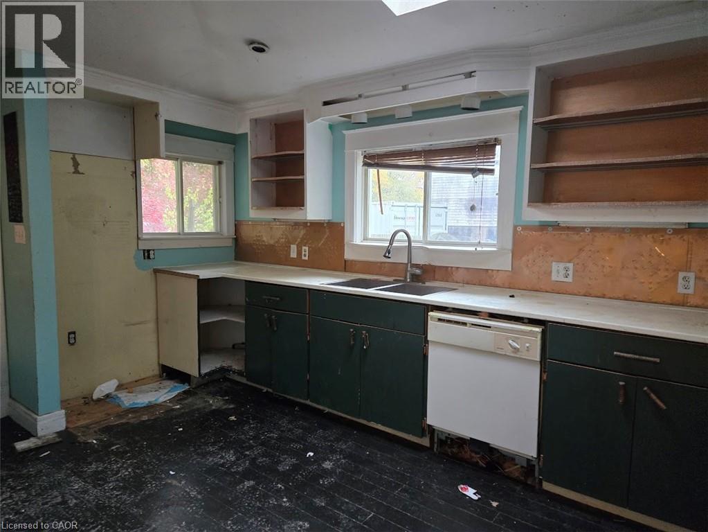 4336 Elgin Street, Niagara Falls, Ontario  L2E 2X8 - Photo 6 - 40851581