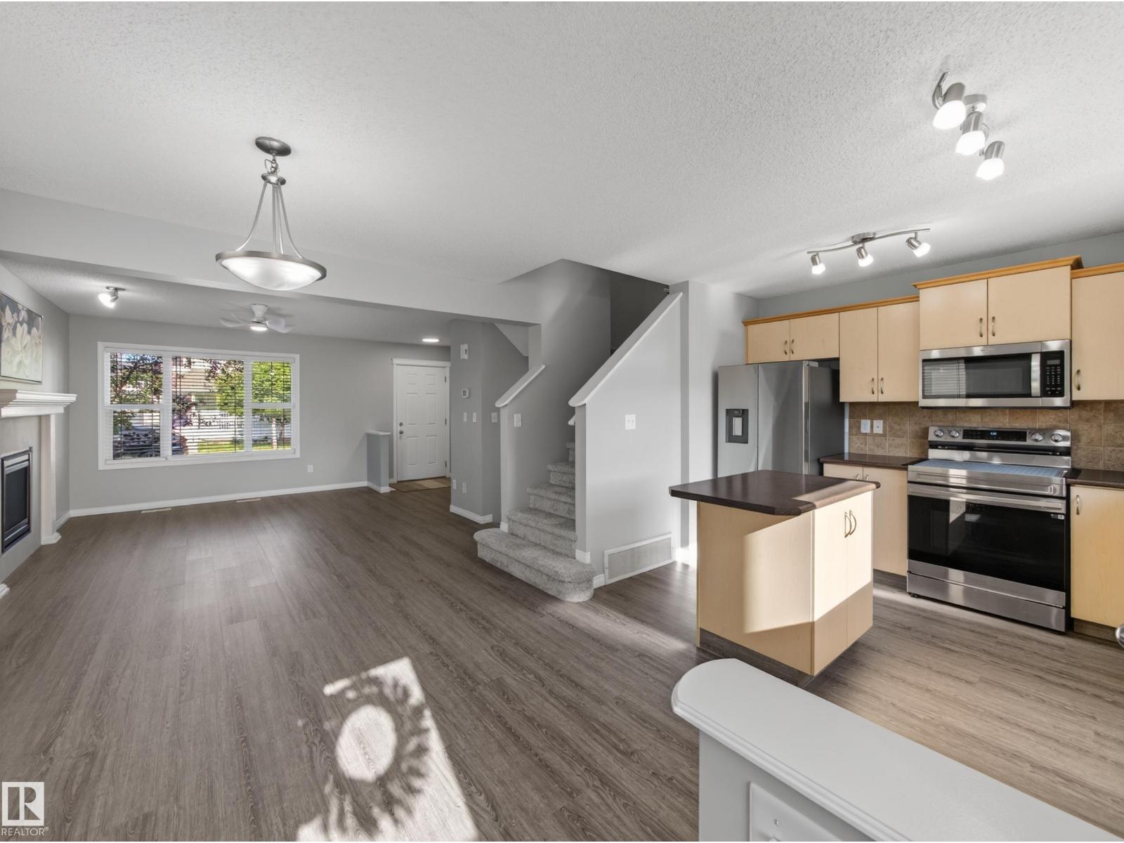 7835 Schmid Pl Nw Nw, Edmonton, Alberta  T6R 0K5 - Photo 7 - E4502409