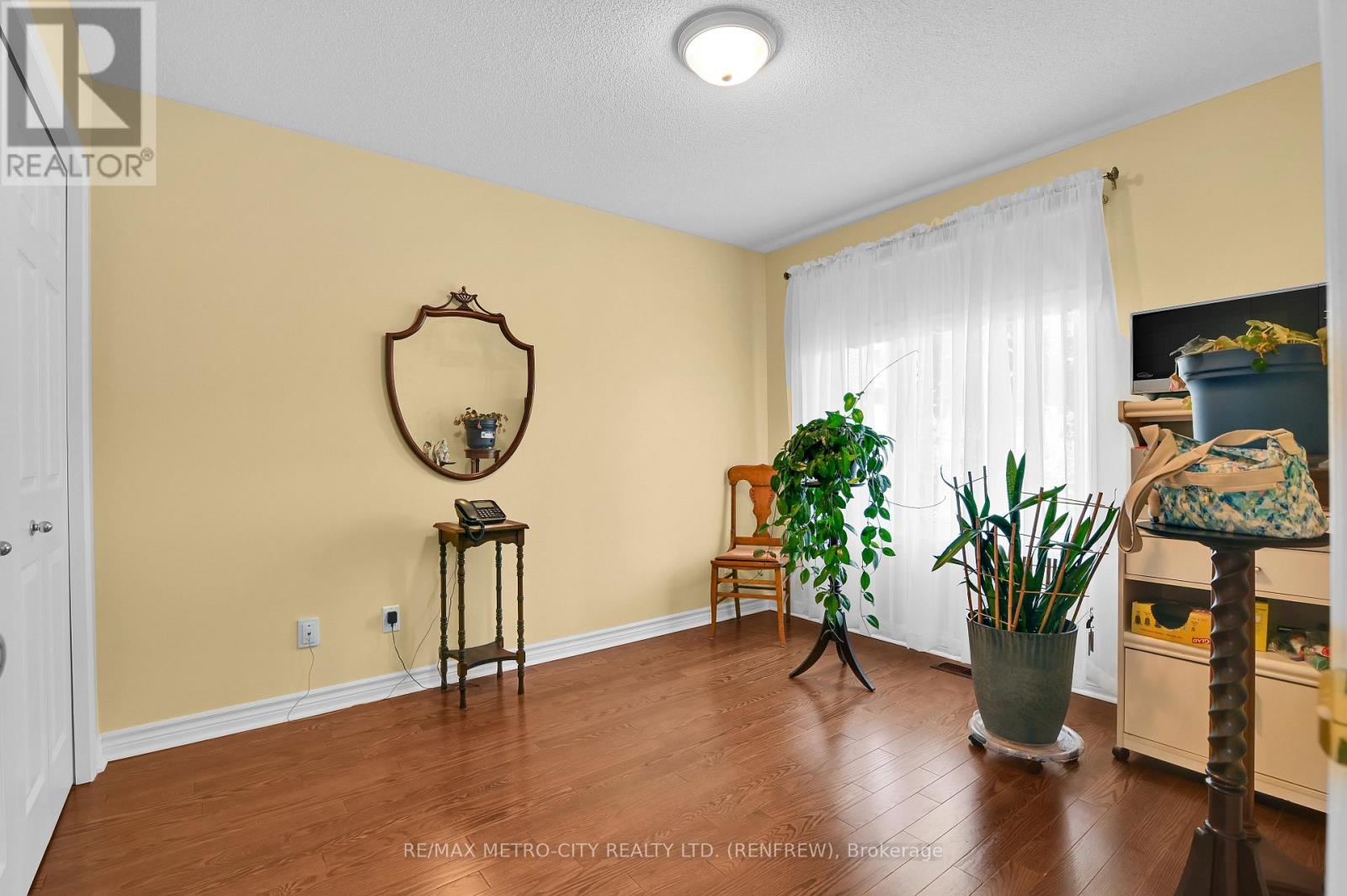 854 Eighth Street, Renfrew, Ontario  K7V 4K9 - Photo 12 - X13646156