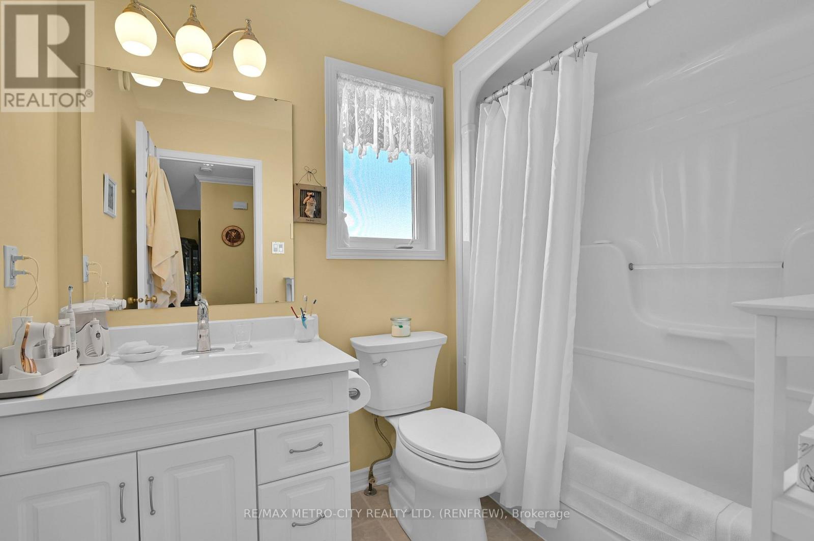 854 Eighth Street, Renfrew, Ontario  K7V 4K9 - Photo 14 - X13646156