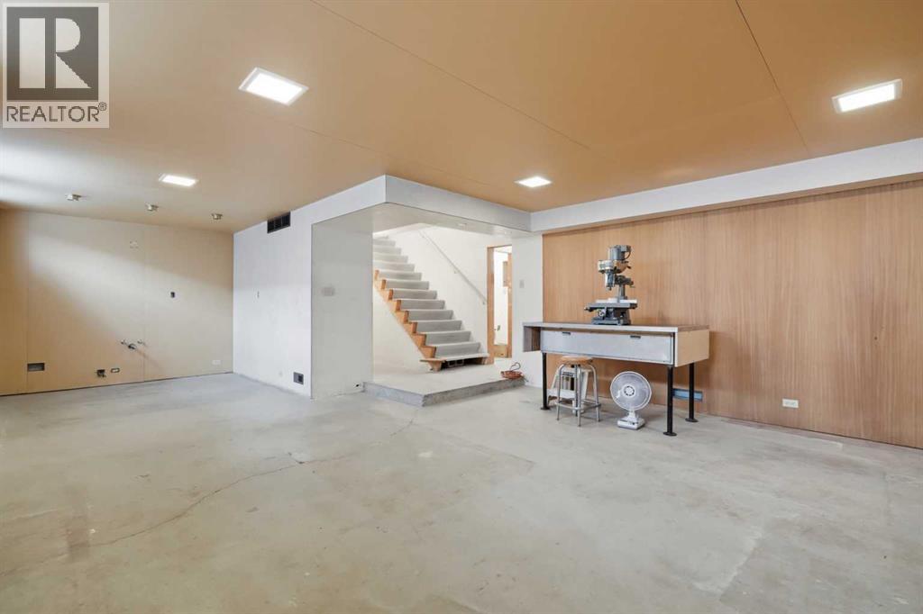 1556 Windsor Street NW, Calgary, Alberta  T2W 3X3 - Photo 33 - A2334915