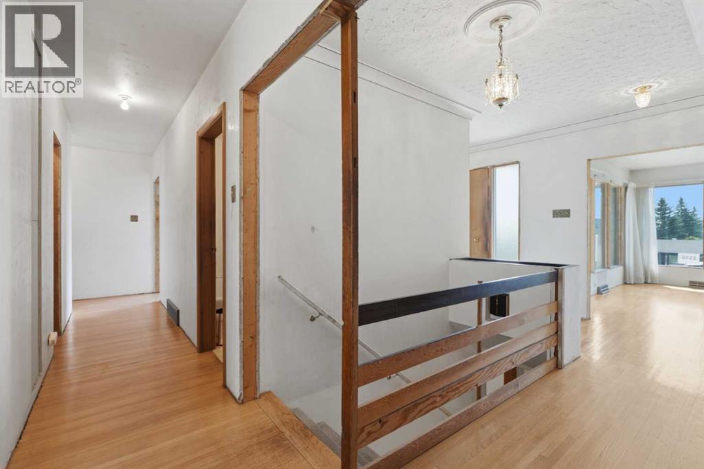 1556 Windsor Street NW, Calgary, Alberta  T2W 3X3 - Photo 20 - A2334915
