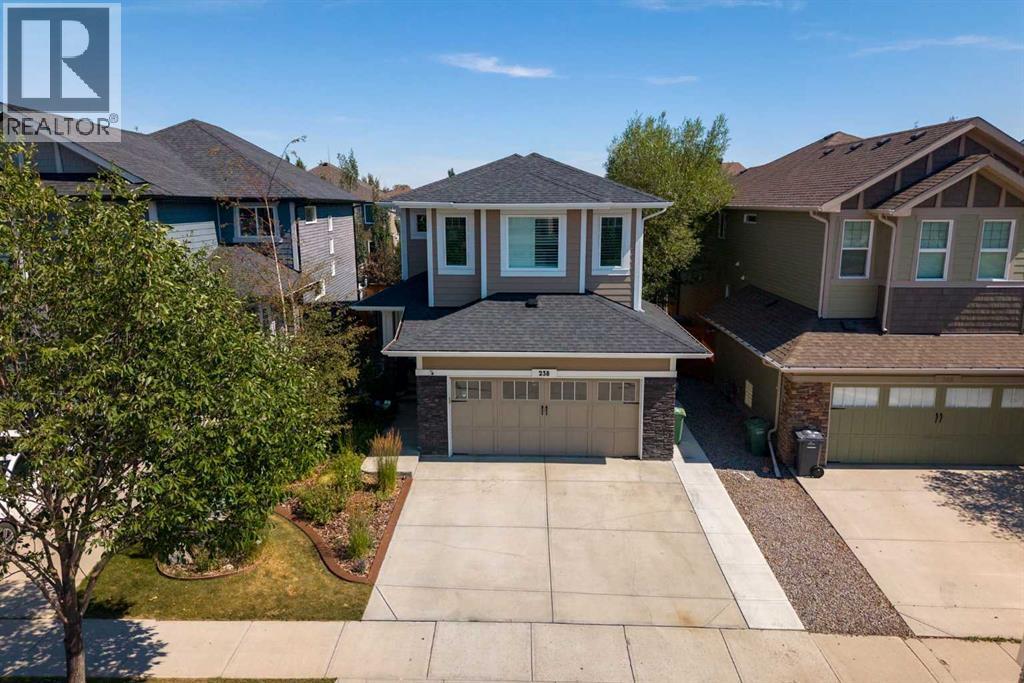 238 Mountainview Drive, Okotoks, Alberta