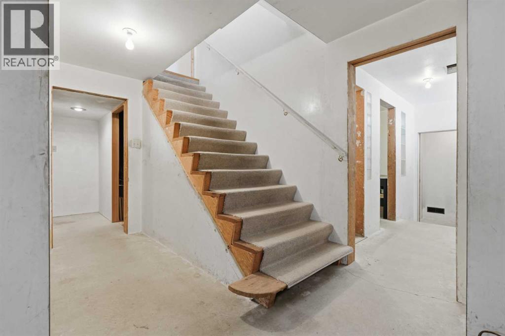 1556 Windsor Street NW, Calgary, Alberta  T2W 3X3 - Photo 31 - A2334915