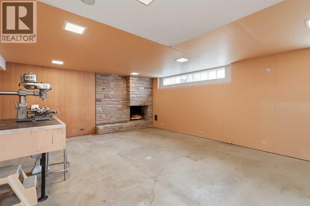 1556 Windsor Street NW, Calgary, Alberta  T2W 3X3 - Photo 32 - A2334915