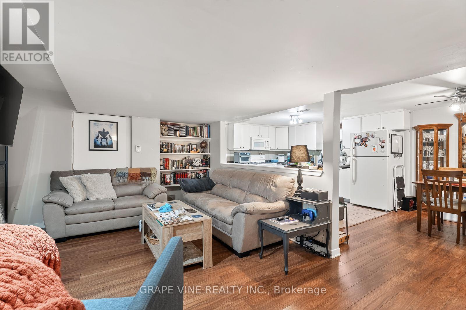 898 Watson Avenue, Ottawa, Ontario  K2B 6B9 - Photo 13 - X13645972