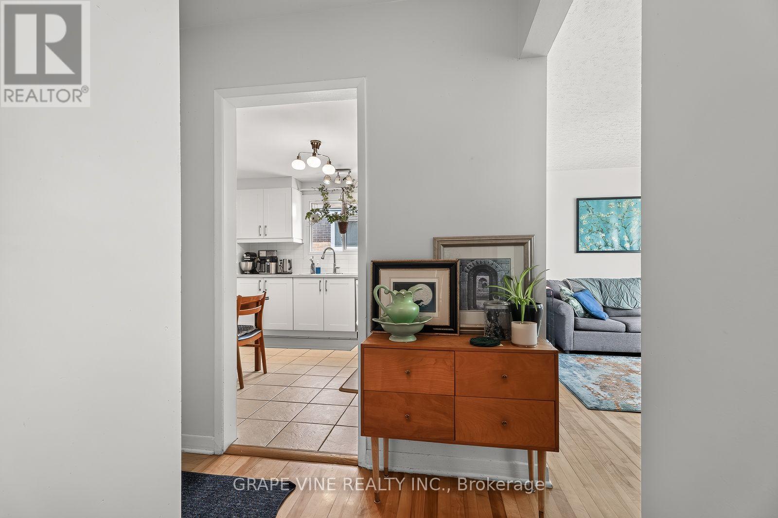 898 Watson Avenue, Ottawa, Ontario  K2B 6B9 - Photo 27 - X13645972