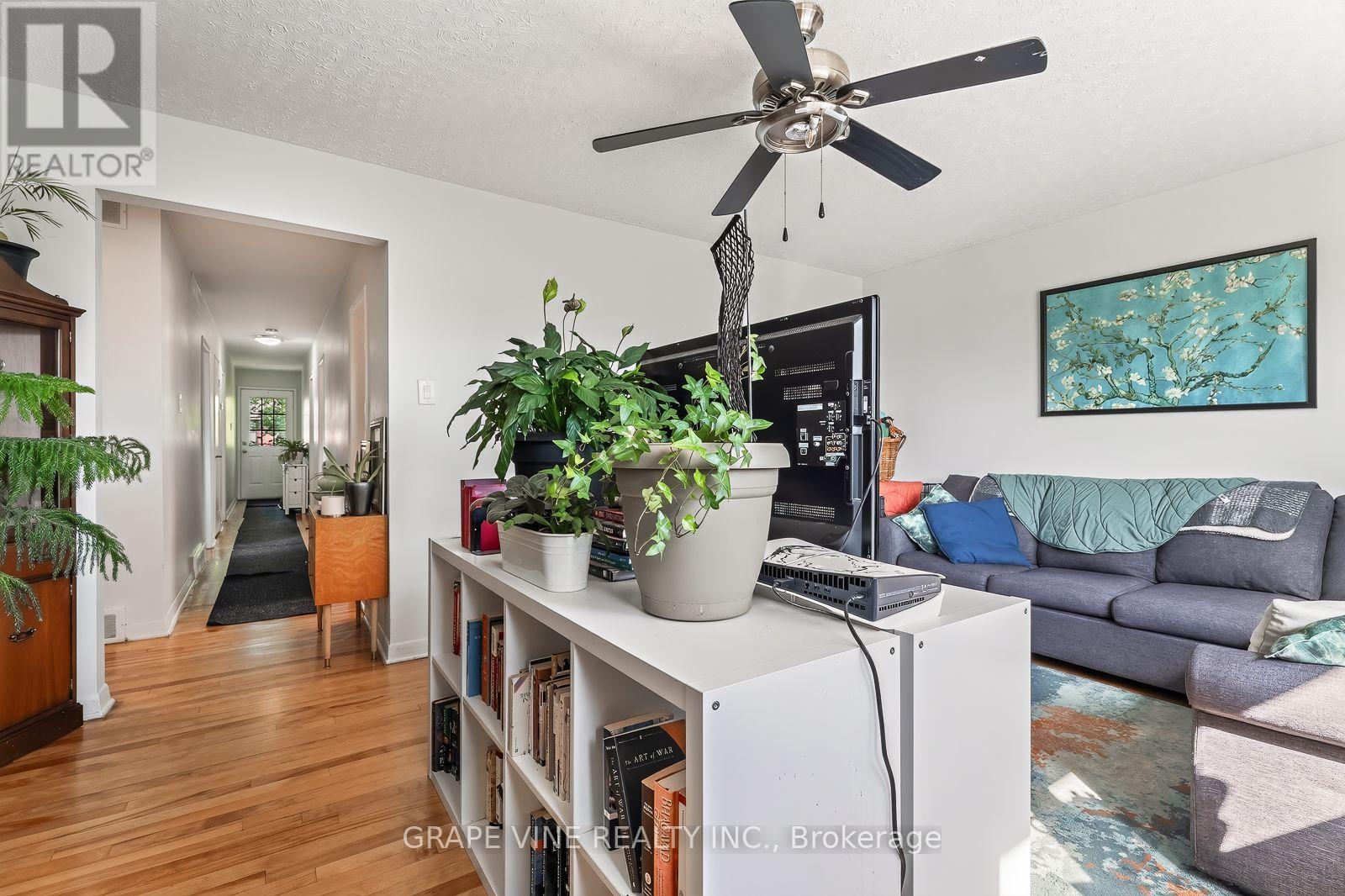 898 Watson Avenue, Ottawa, Ontario  K2B 6B9 - Photo 29 - X13645972