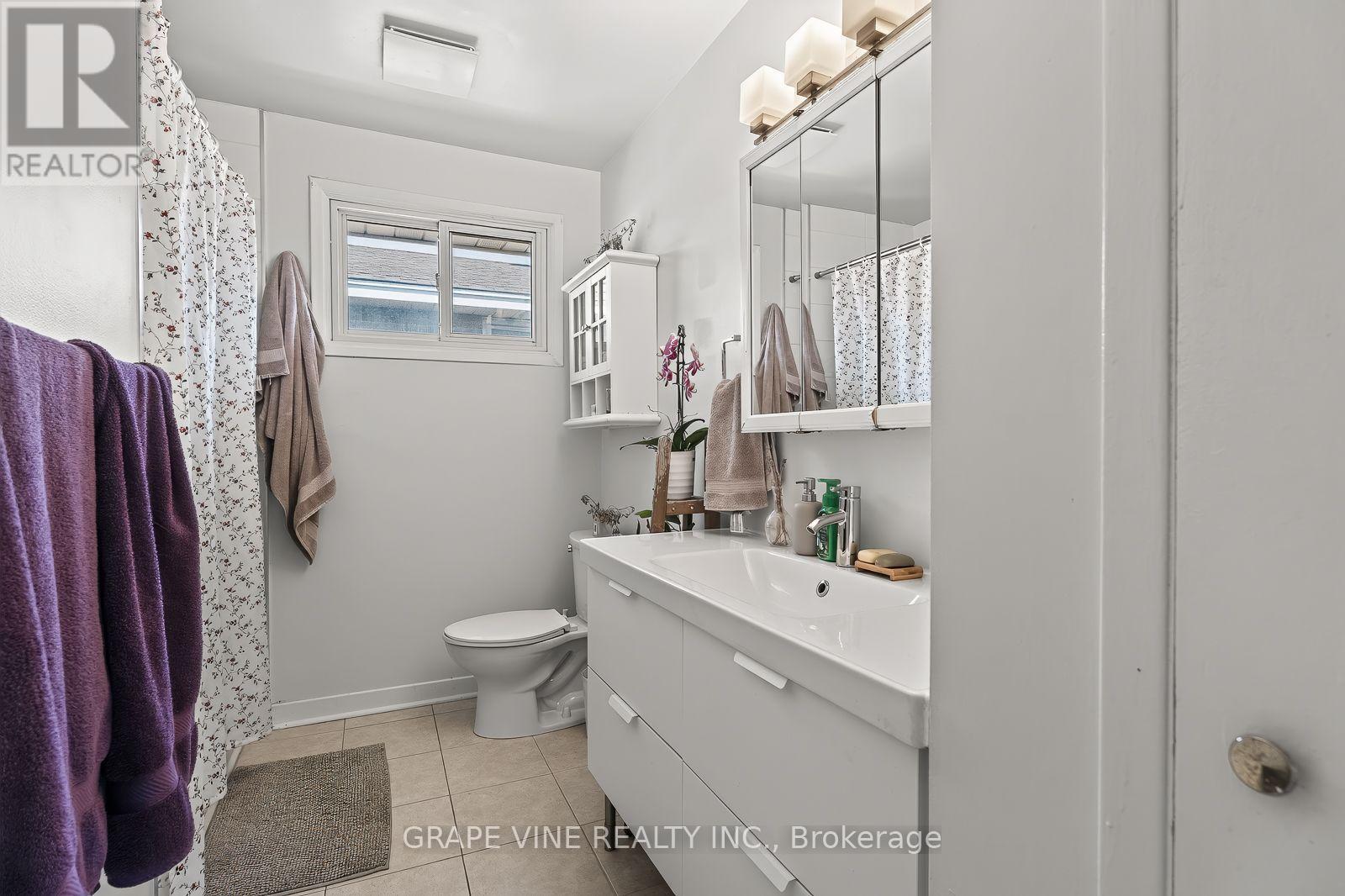 898 Watson Avenue, Ottawa, Ontario  K2B 6B9 - Photo 35 - X13645972