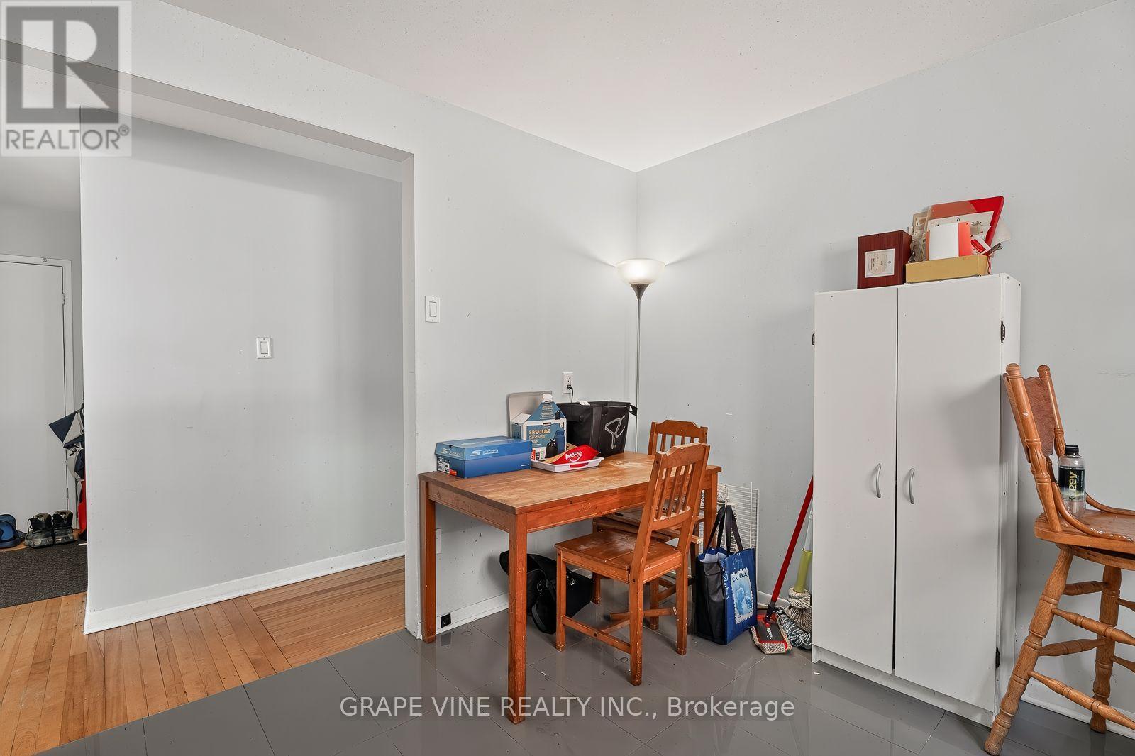 898 Watson Avenue, Ottawa, Ontario  K2B 6B9 - Photo 44 - X13645972