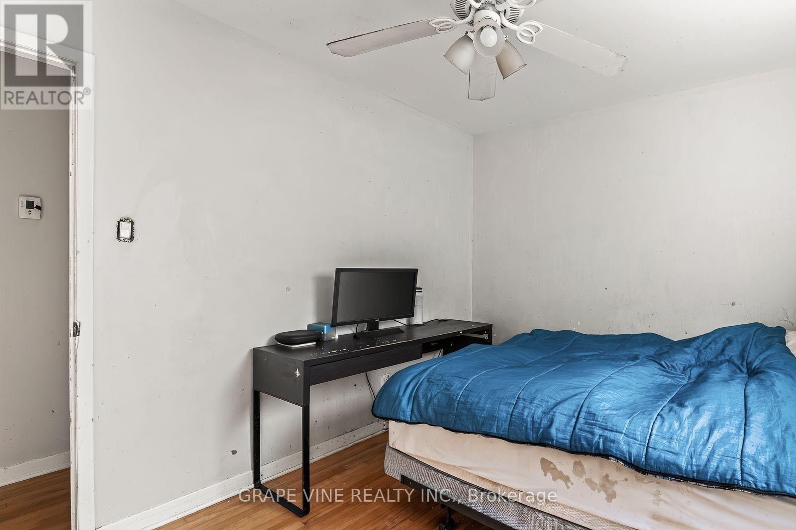 898 Watson Avenue, Ottawa, Ontario  K2B 6B9 - Photo 46 - X13645972