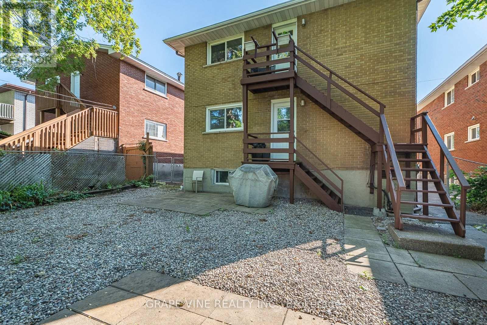 898 Watson Avenue, Ottawa, Ontario  K2B 6B9 - Photo 8 - X13645972