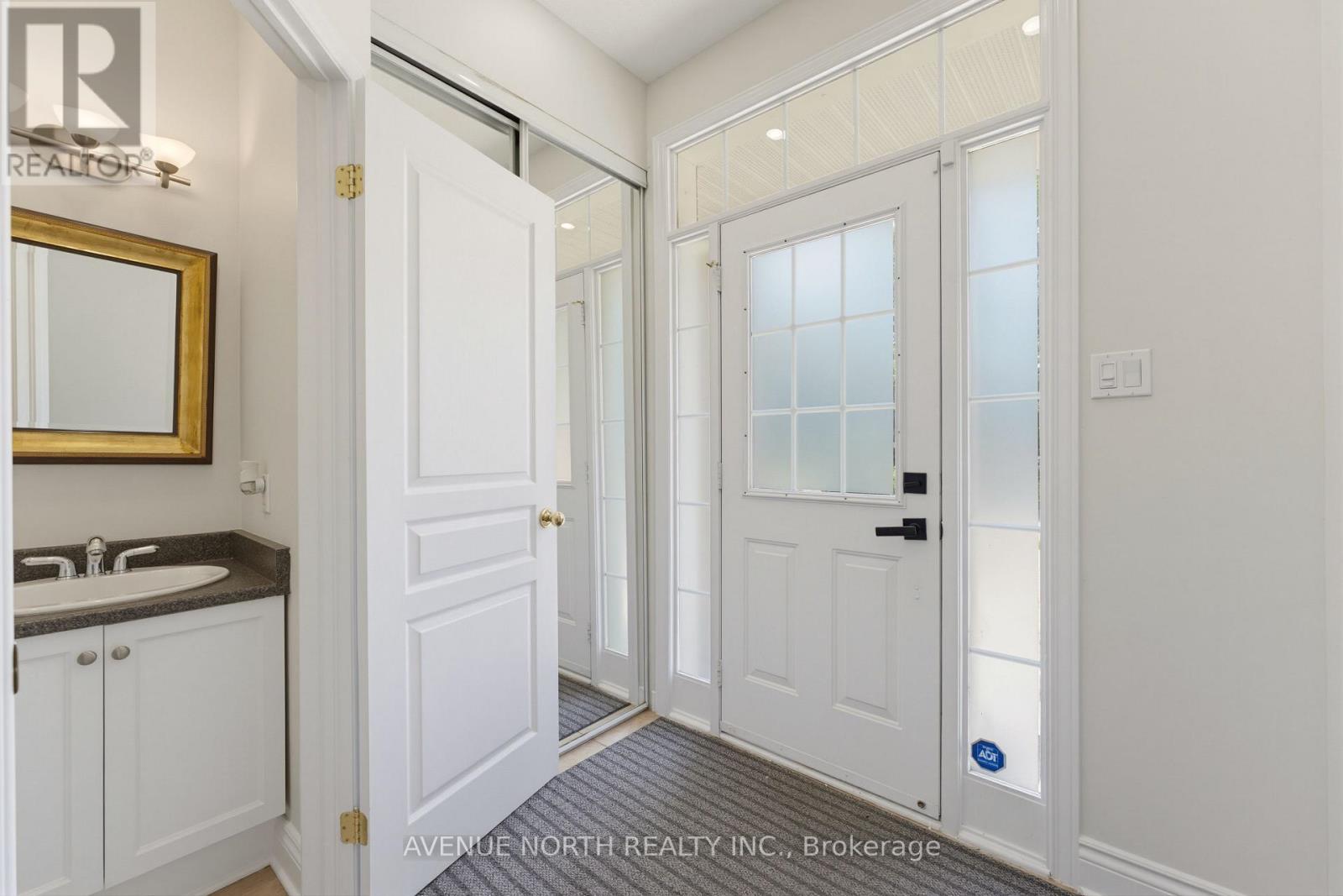 45 Saddlesmith Circle, Ottawa, Ontario  K2M 2Y8 - Photo 5 - X13646024