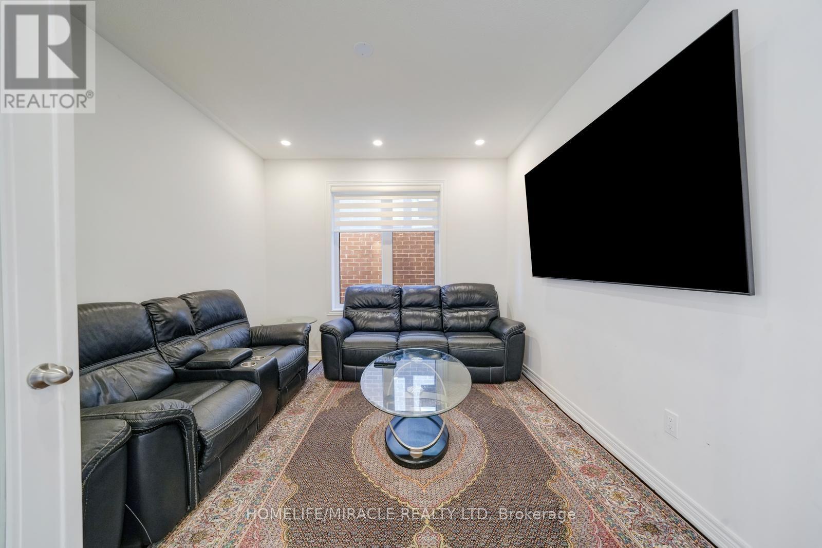 194 Boundary Boulevard, Whitchurch-Stouffville, Ontario  L4A 4W3 - Photo 10 - N13646012