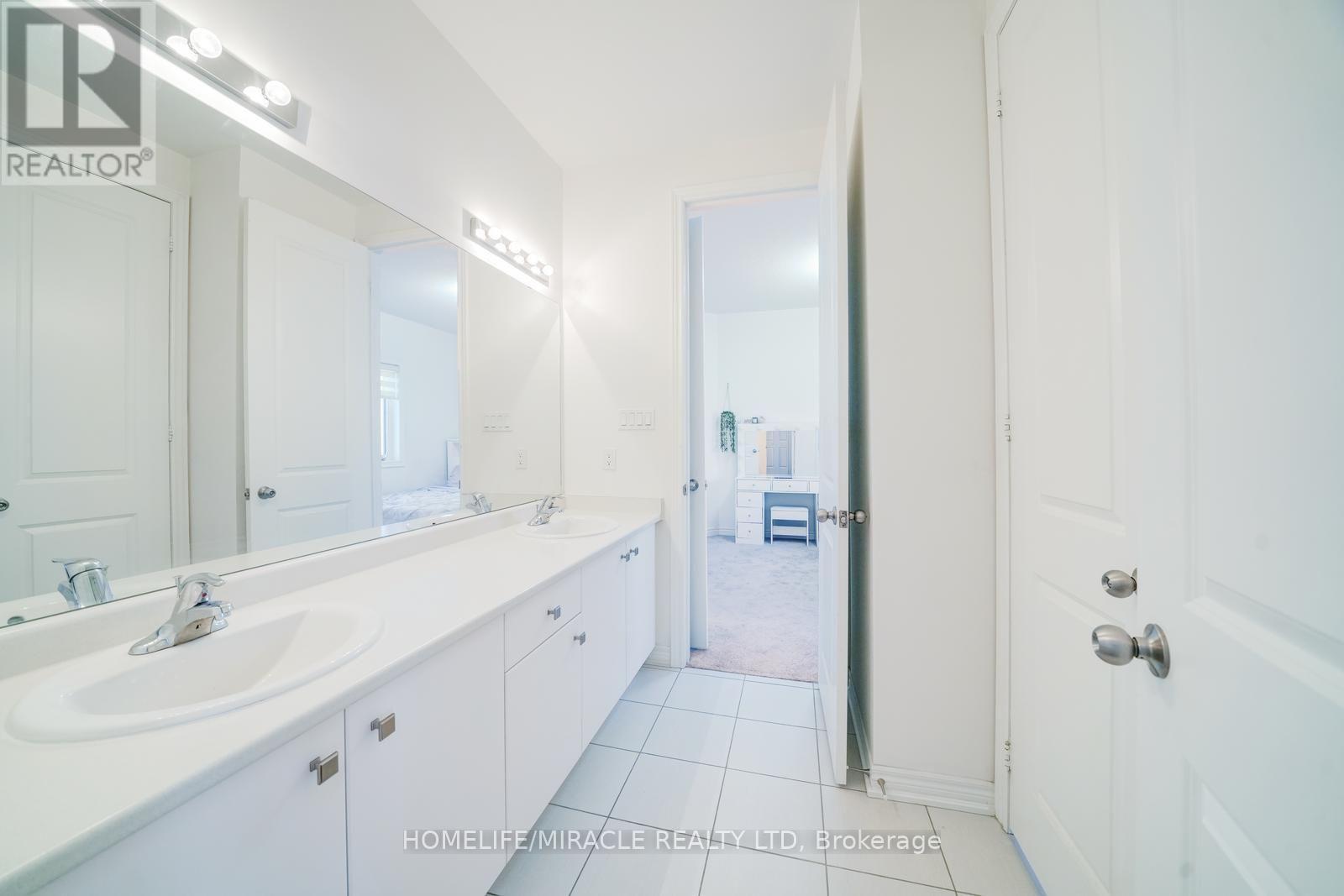 194 Boundary Boulevard, Whitchurch-Stouffville, Ontario  L4A 4W3 - Photo 35 - N13646012