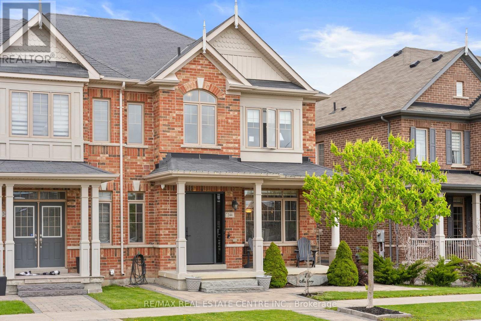 244 MOODY DRIVE, Vaughan, Ontario