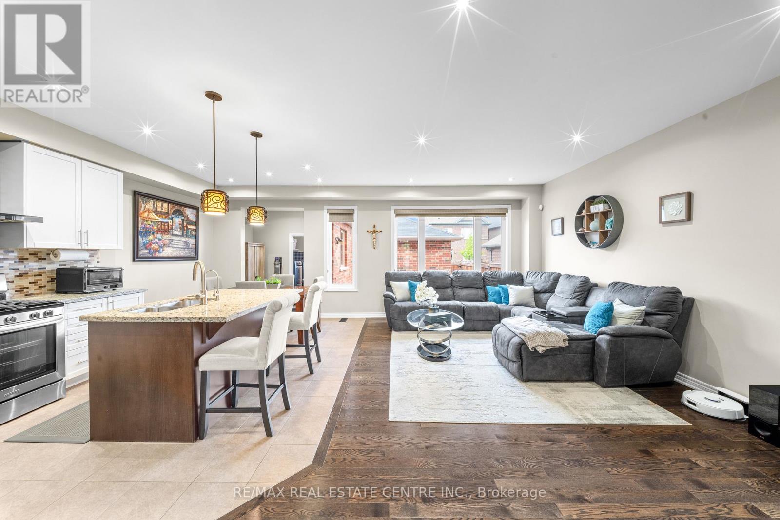 244 Moody Drive, Vaughan, Ontario  L4H 3Z6 - Photo 11 - N13646100