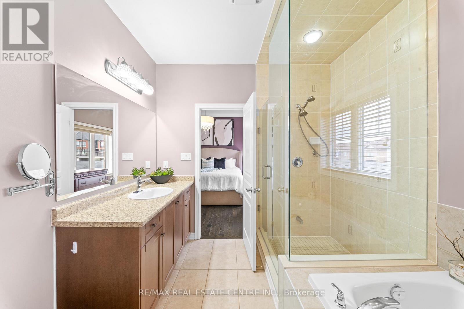 244 Moody Drive, Vaughan, Ontario  L4H 3Z6 - Photo 33 - N13646100