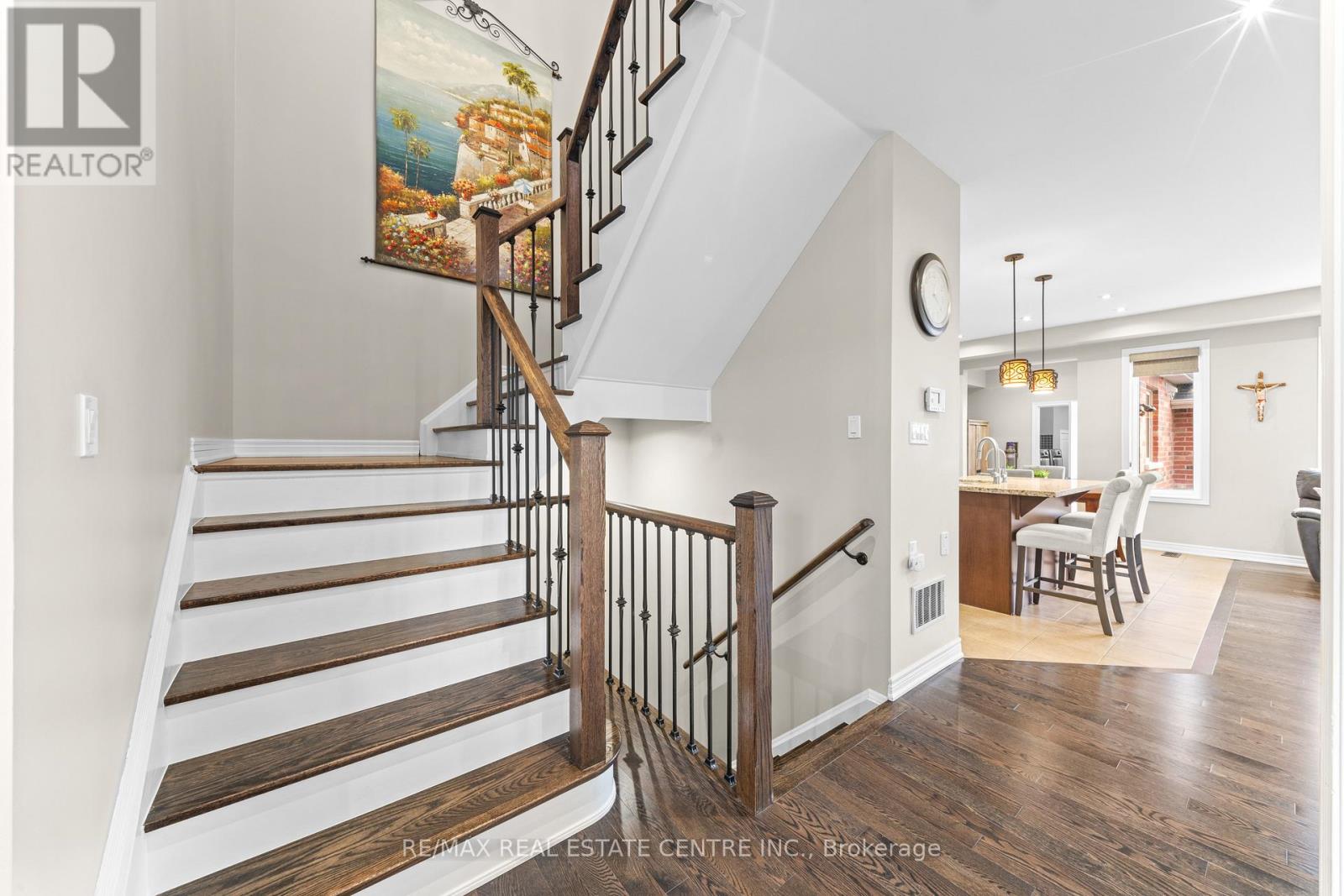 244 Moody Drive, Vaughan, Ontario  L4H 3Z6 - Photo 6 - N13646100