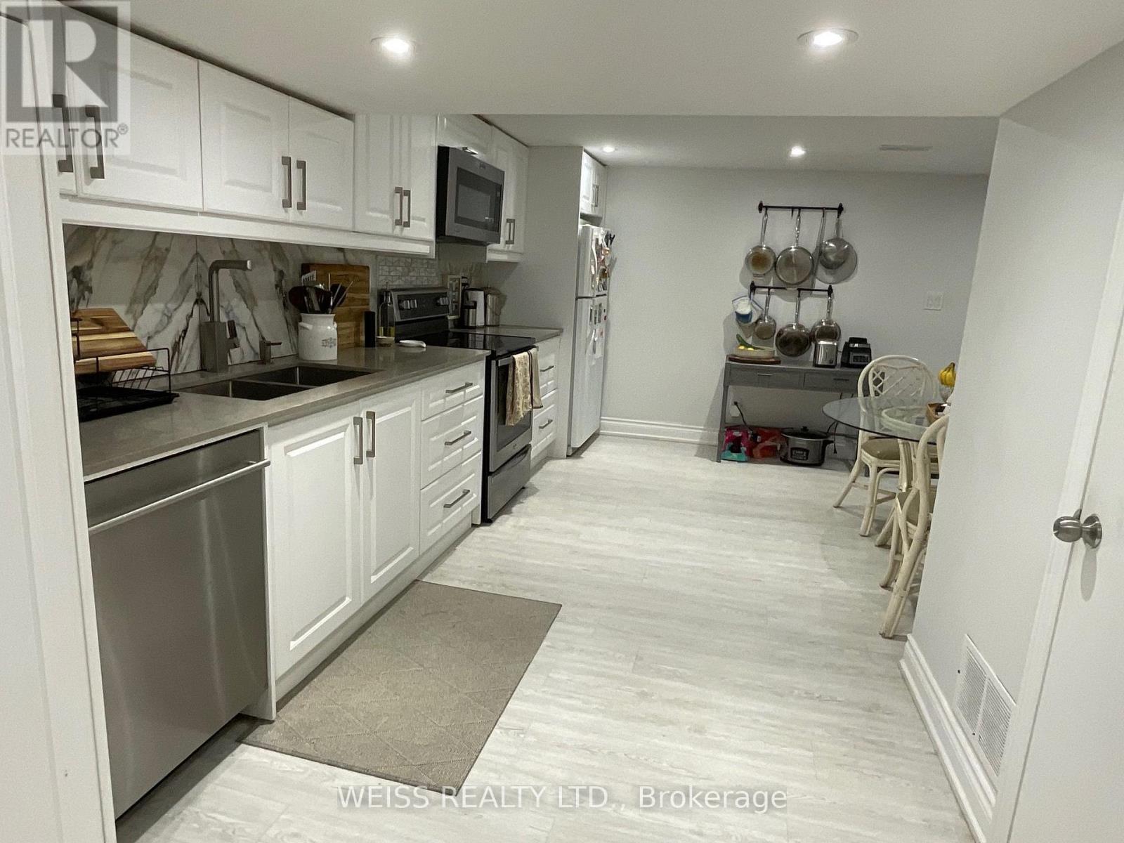 B - 55 Addington Avenue, Toronto, Ontario  M2N 2L1 - Photo 5 - C13638766