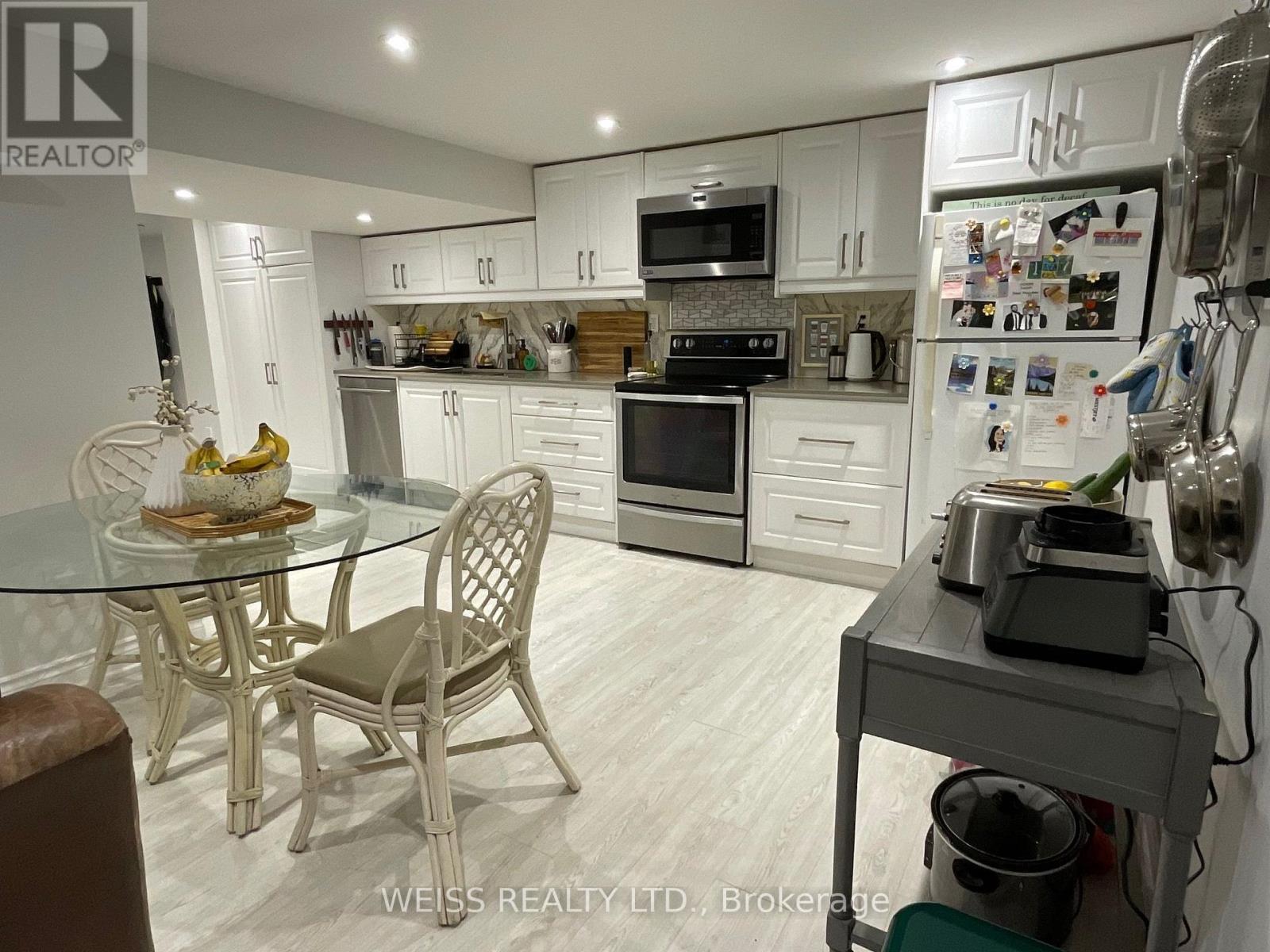 B - 55 Addington Avenue, Toronto, Ontario  M2N 2L1 - Photo 6 - C13638766