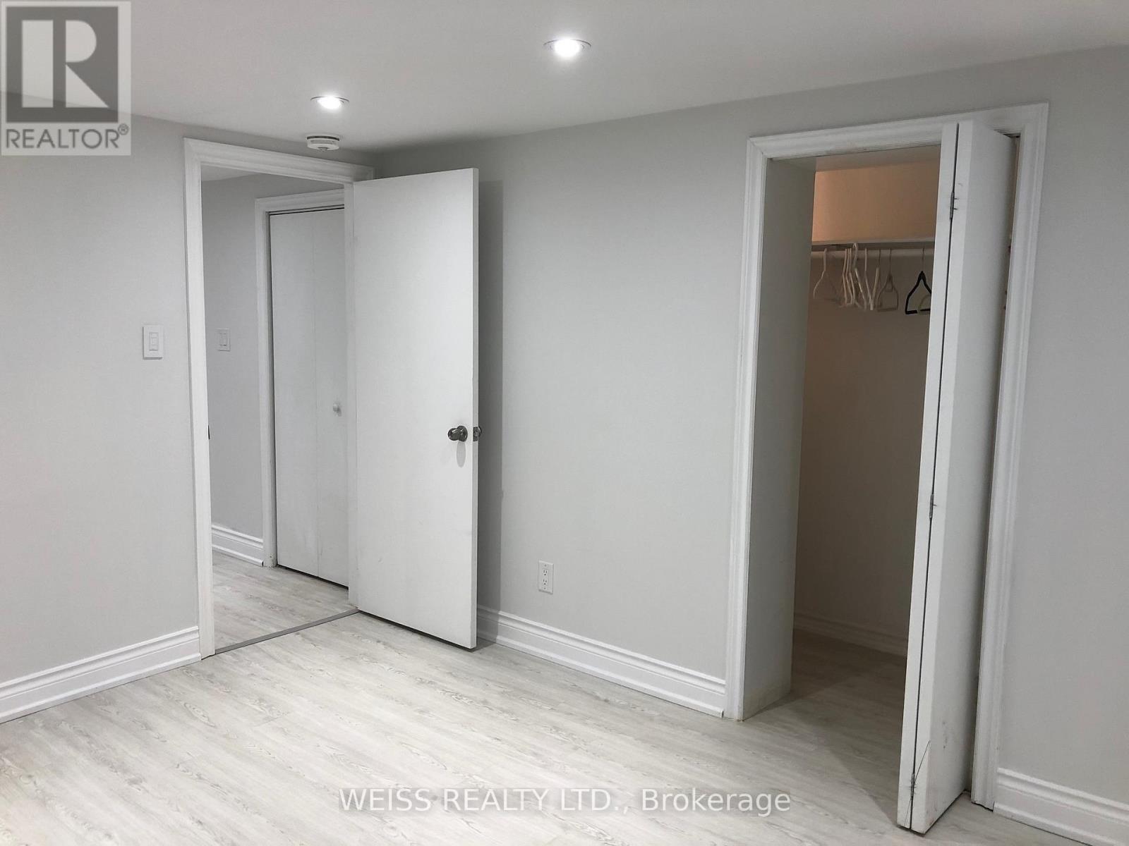 B - 55 Addington Avenue, Toronto, Ontario  M2N 2L1 - Photo 16 - C13638766