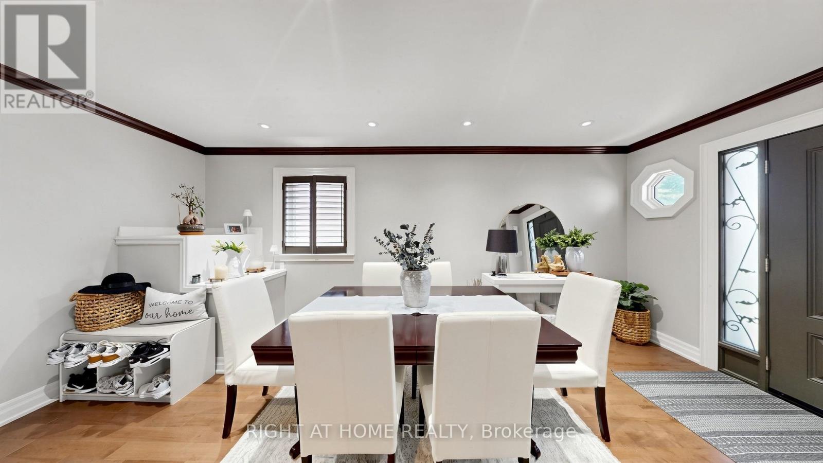 87 Riverdale Drive, Toronto, Ontario  M9V 2T8 - Photo 12 - W13645946