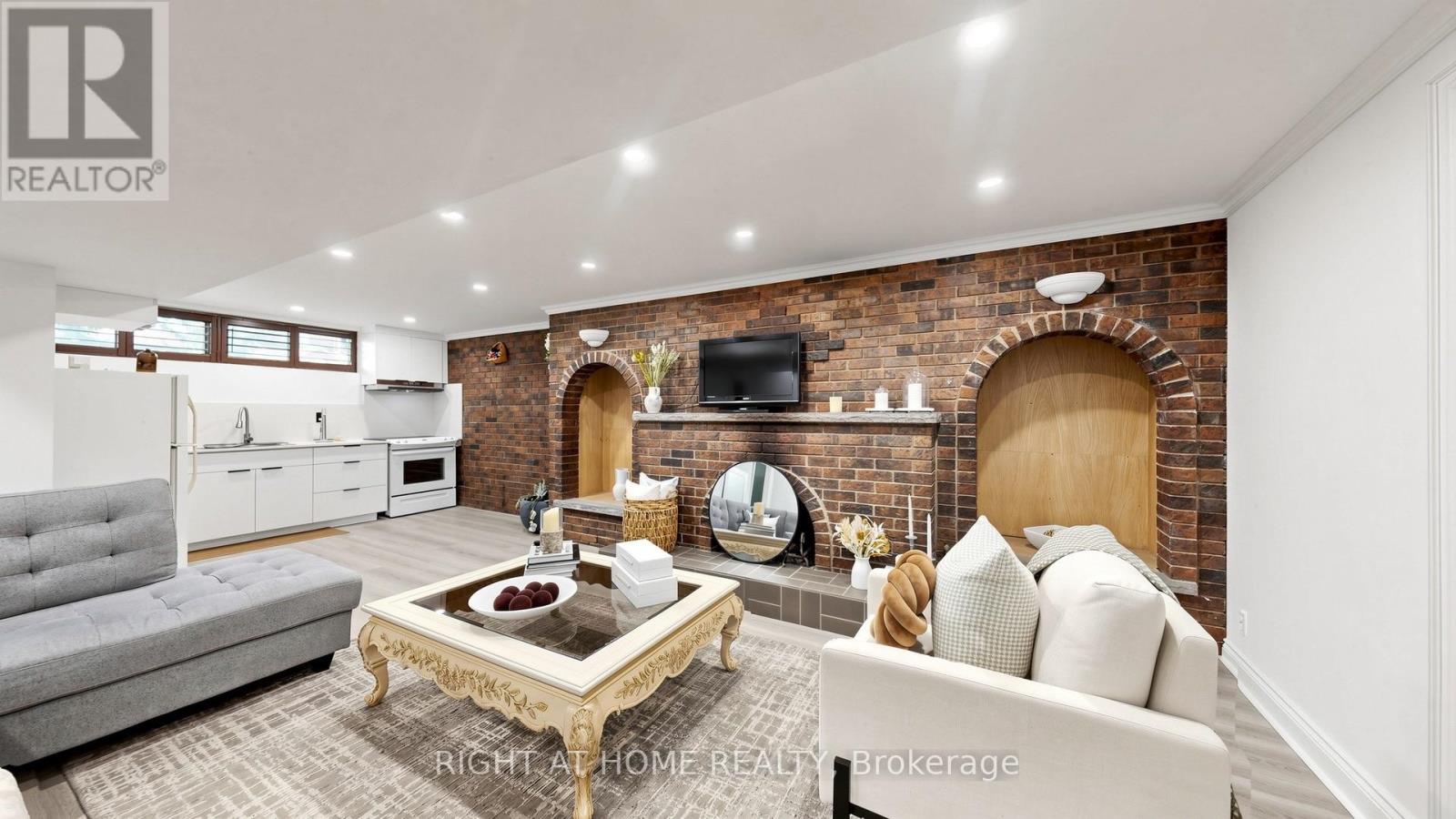 87 Riverdale Drive, Toronto, Ontario  M9V 2T8 - Photo 21 - W13645946