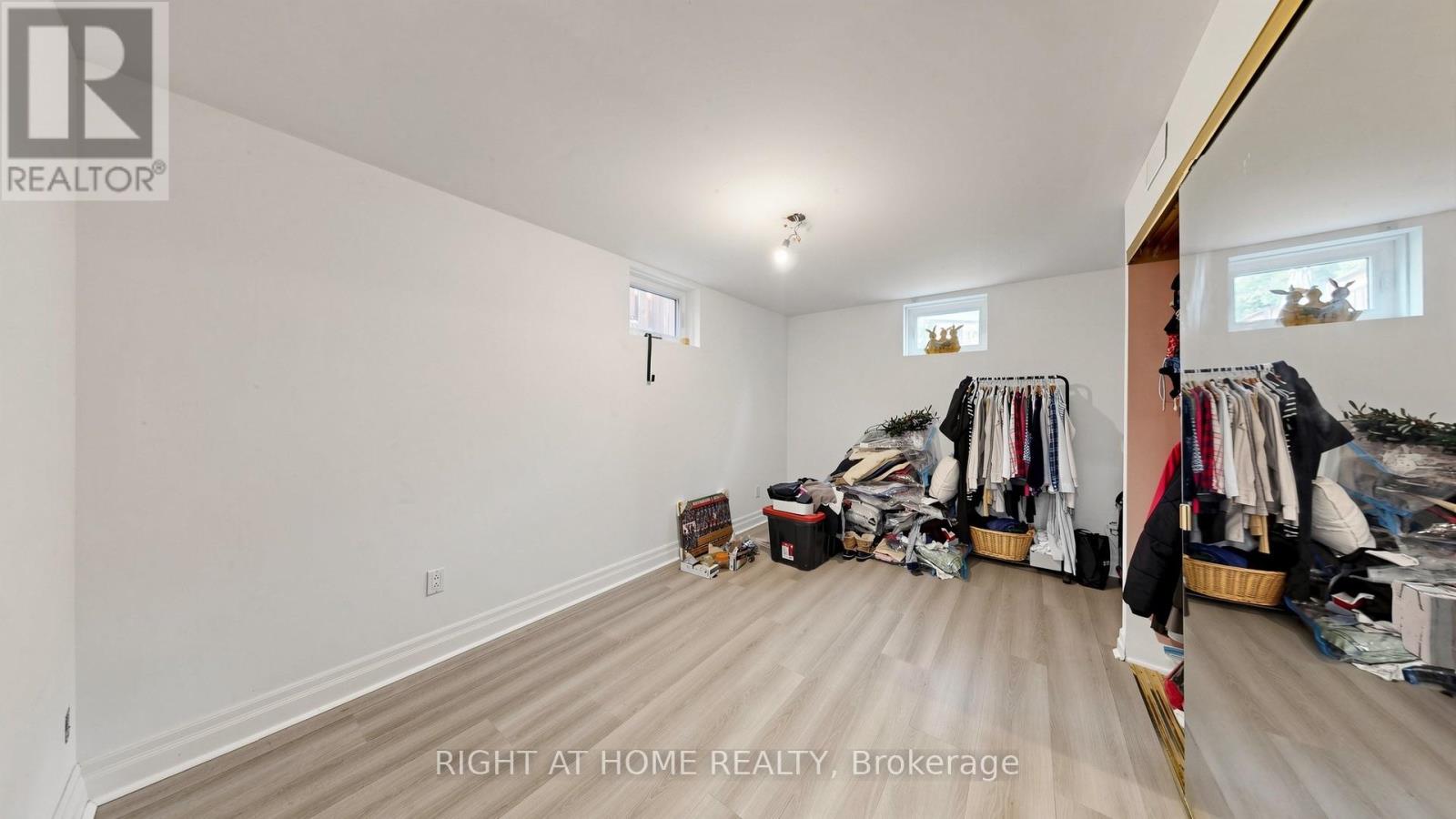 87 Riverdale Drive, Toronto, Ontario  M9V 2T8 - Photo 27 - W13645946