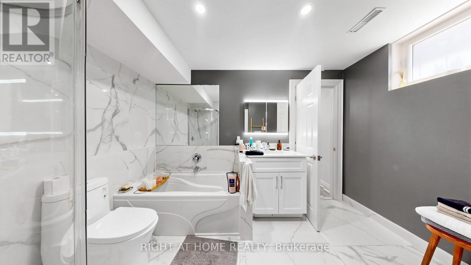 87 Riverdale Drive, Toronto, Ontario  M9V 2T8 - Photo 30 - W13645946