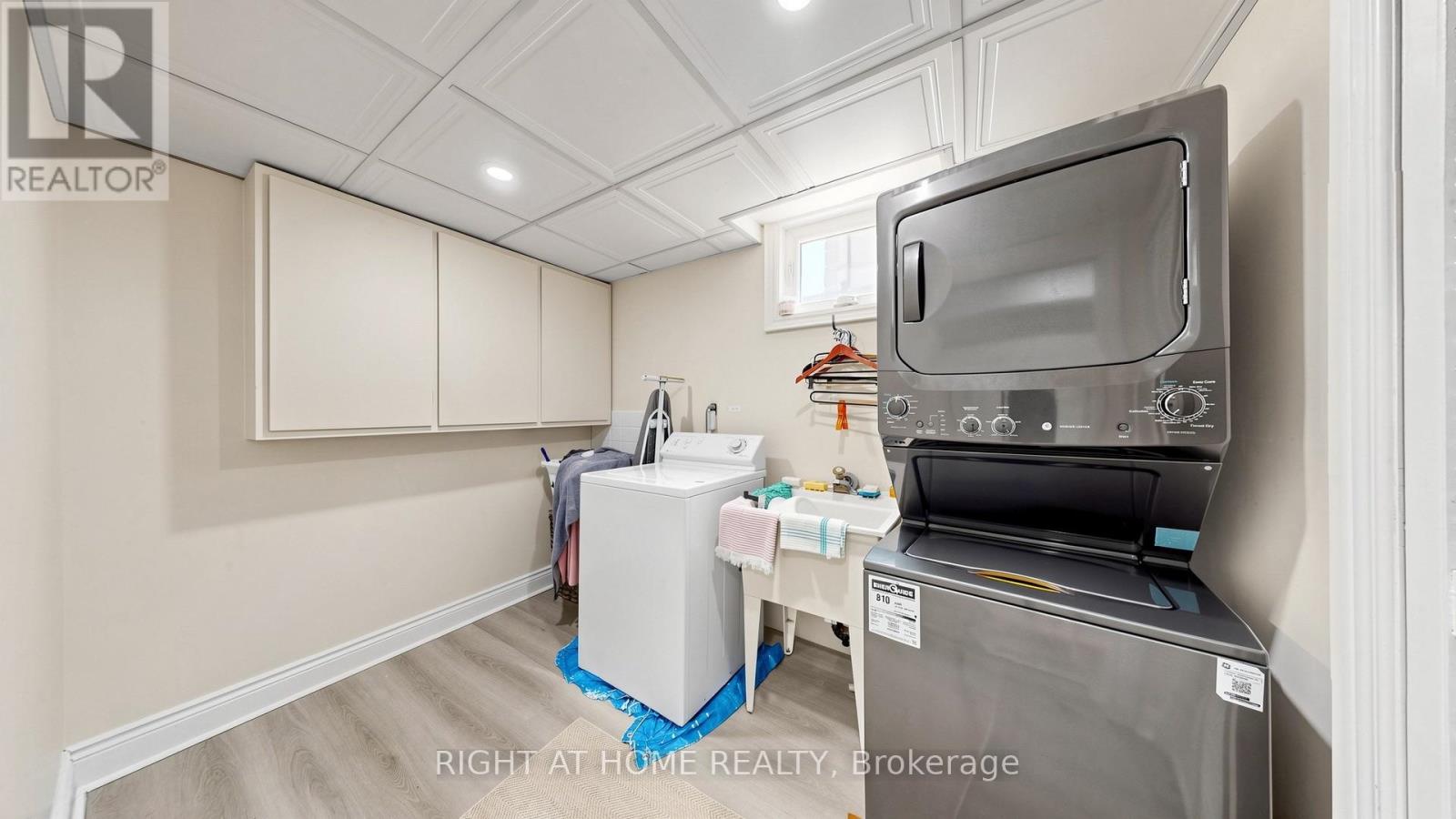87 Riverdale Drive, Toronto, Ontario  M9V 2T8 - Photo 33 - W13645946