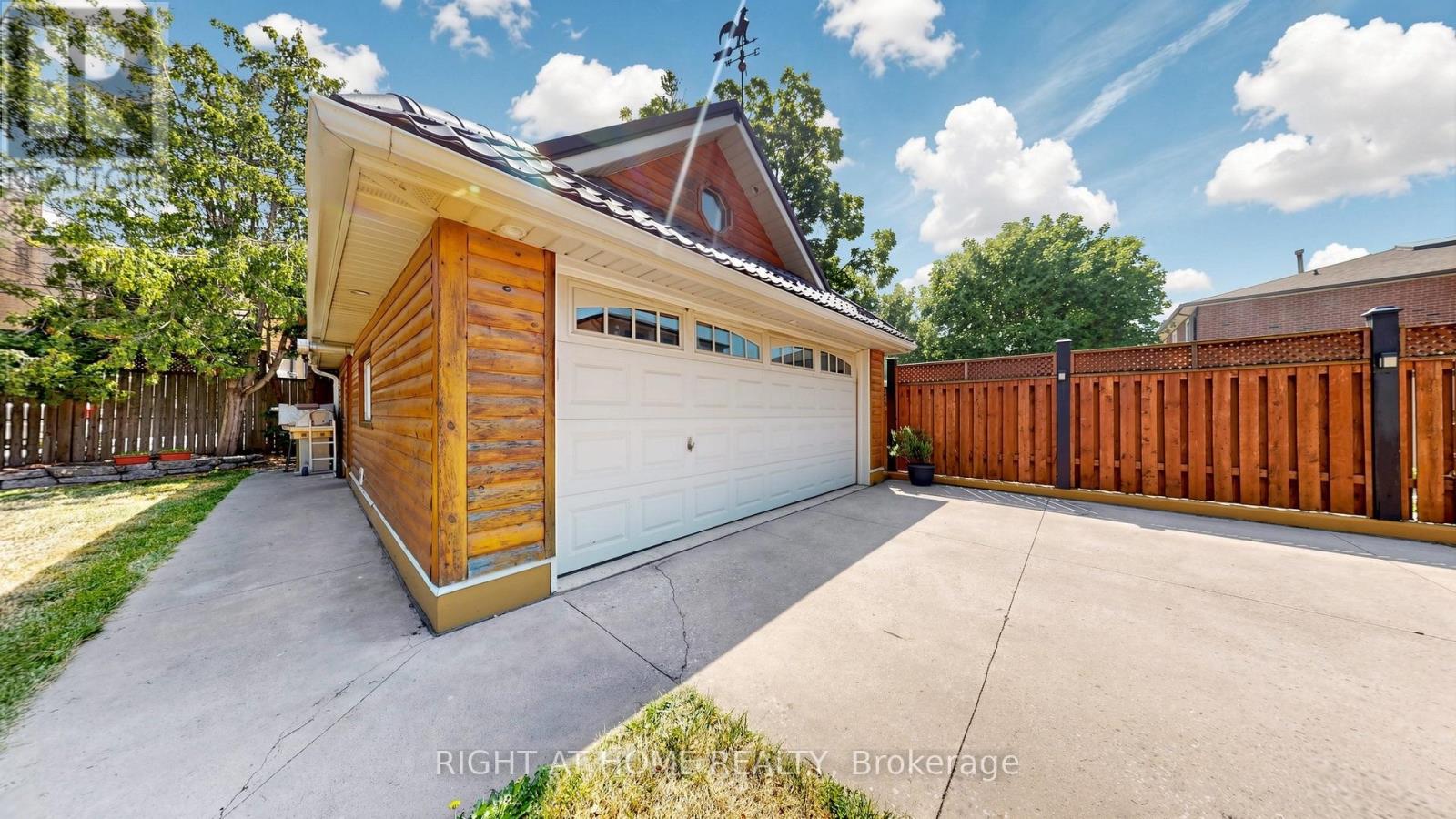 87 Riverdale Drive, Toronto, Ontario  M9V 2T8 - Photo 36 - W13645946