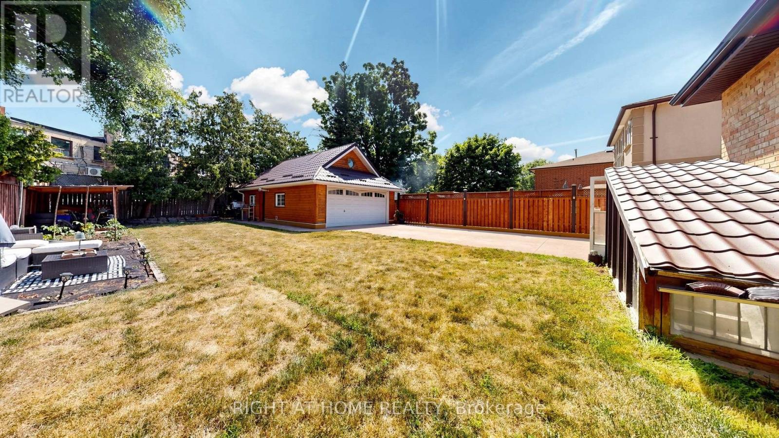 87 Riverdale Drive, Toronto, Ontario  M9V 2T8 - Photo 37 - W13645946