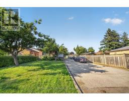 UPPER - 204 TAYSHAM CRESCENT, Toronto, Ontario